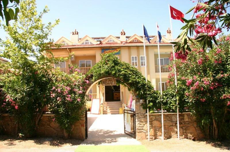 Hibiscus Apartments Marmaris Exterior photo